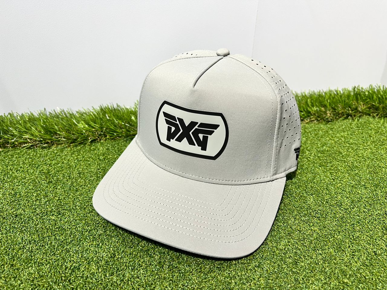 PXG DOG TAG 5-PANEL SNAPBACK CAP