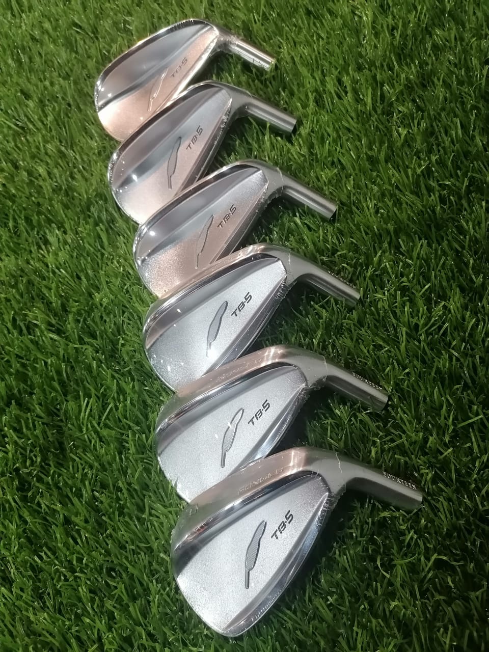 FOURTEEN TB-5 FORGED IRON (HEAD ONLY - 6PCS)