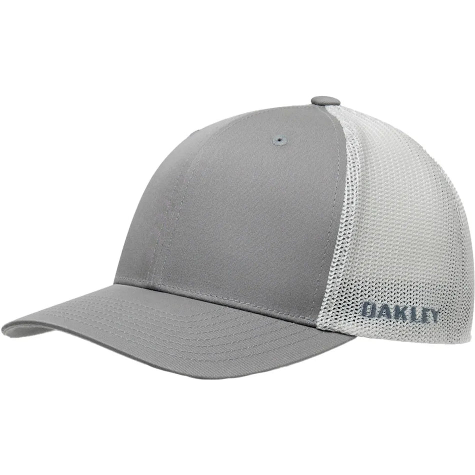 OAKLEY 26 GOLF CRESTING TRUCKER